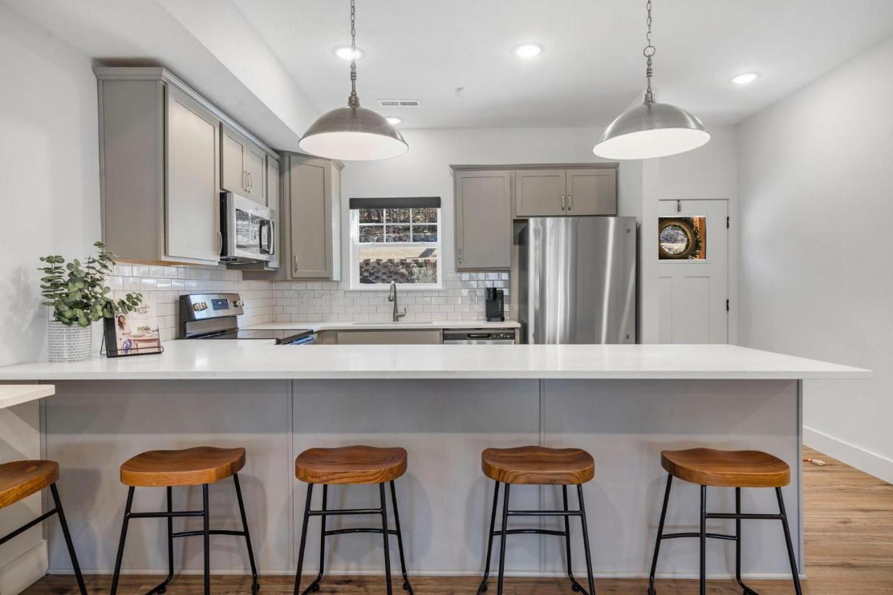 Lakeshore Living Брэнсон Экстерьер фото